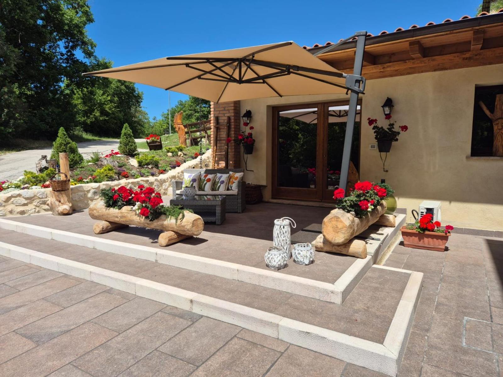 Dimora Dei Baldi - Rooms & Relax Fagnano Alto Exterior foto