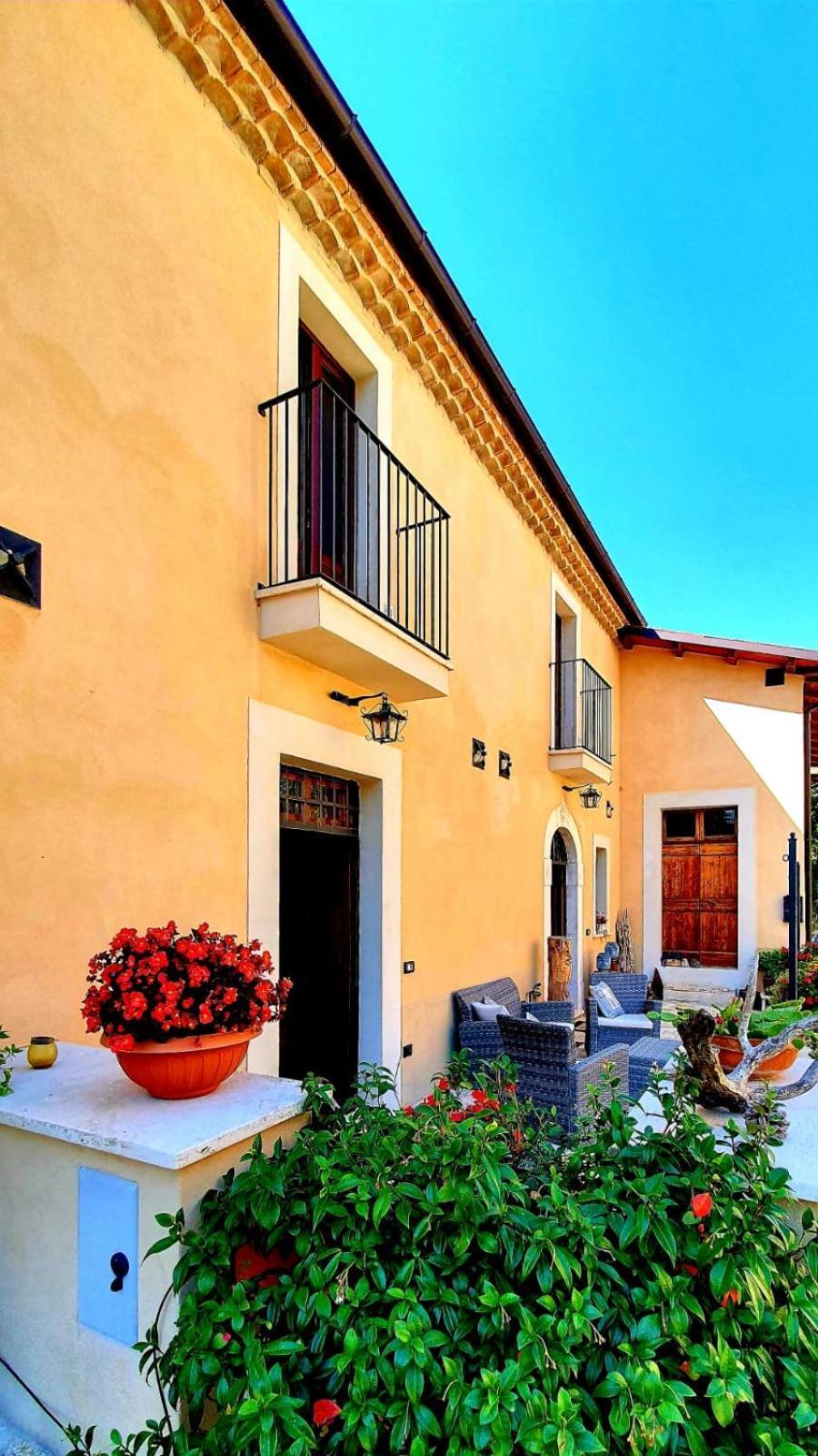 Dimora Dei Baldi - Rooms & Relax Fagnano Alto Exterior foto